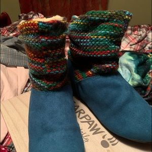 Bear paw boots